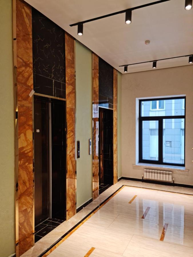 Апартаменты В Центре, В Новом Доме Almaty Exterior photo